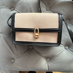 Elegant Black and Cream Women's Bag
